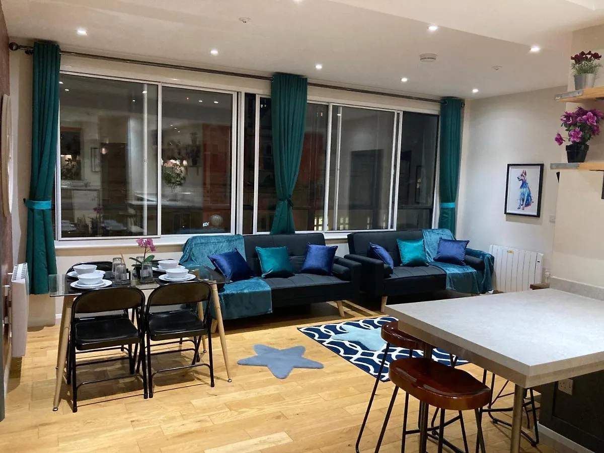 Central Sheffield 3Bed 3Bath IV Pent-Apartment