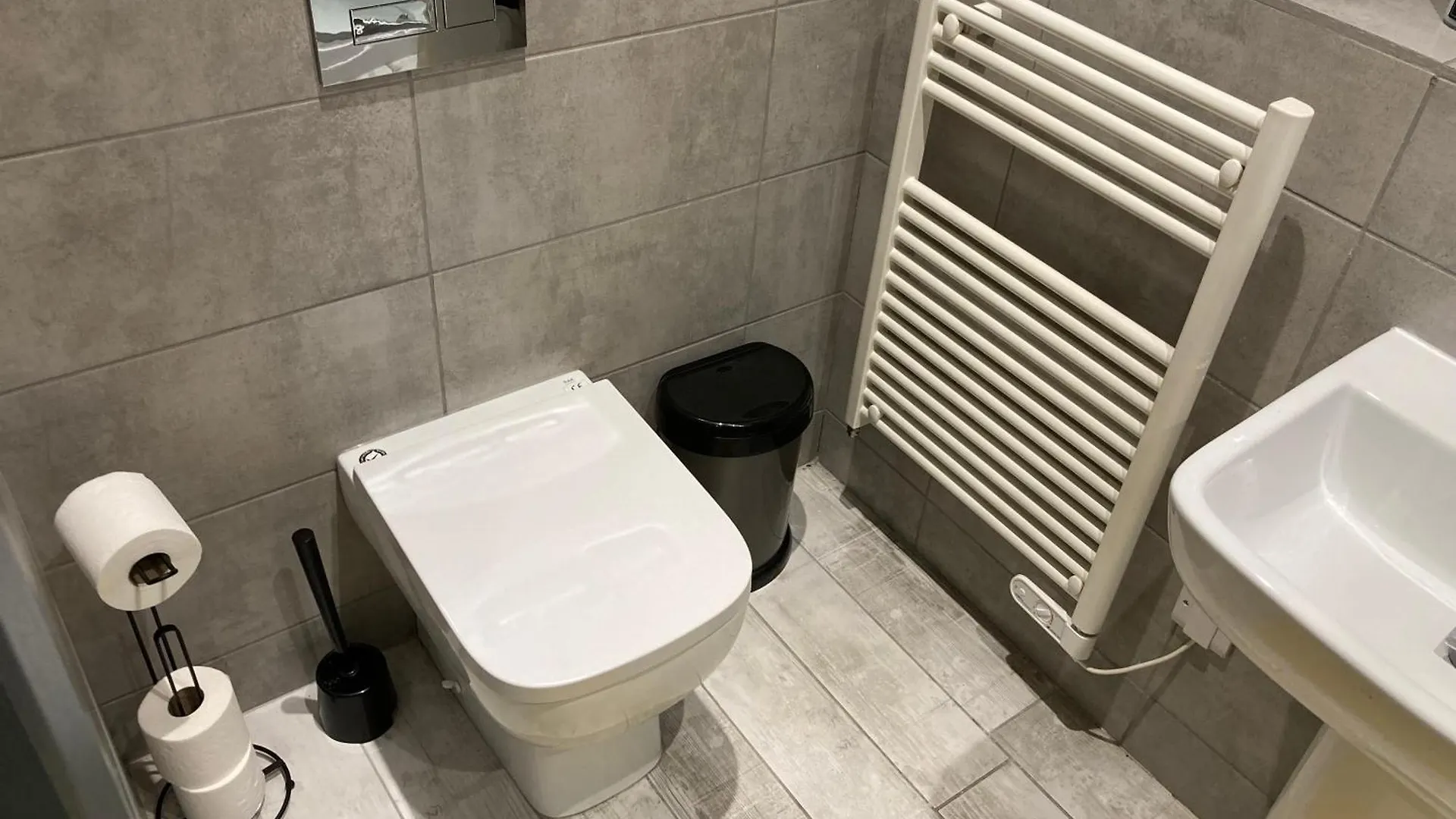 Central Sheffield 3Bed 3Bath IV Pent-Apartment شقة